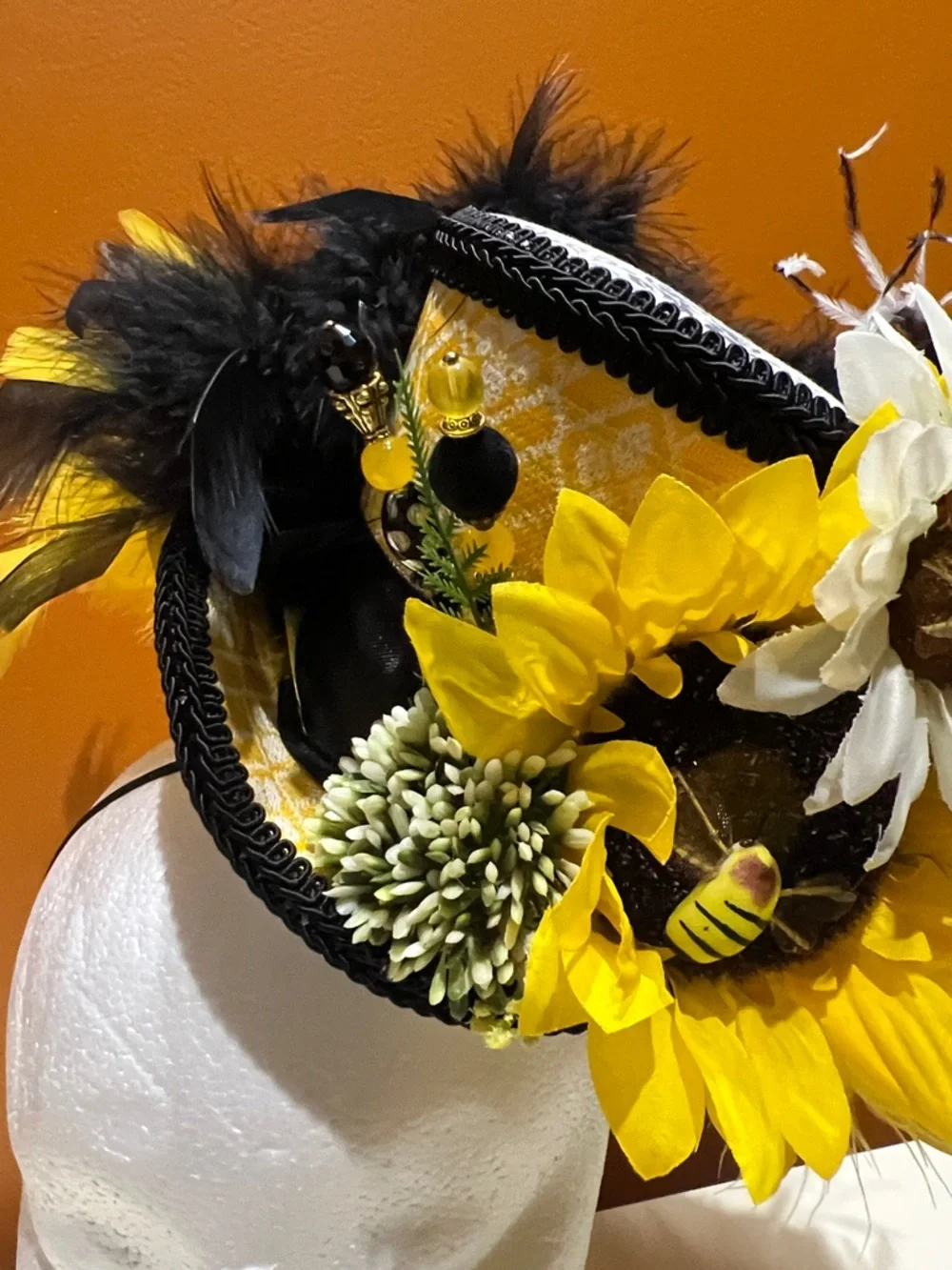 Custom Made Bumble Bee Kentucky Derby Fascinator Hat, Yellow Black Mini Top Hat - Picture 8 of 13